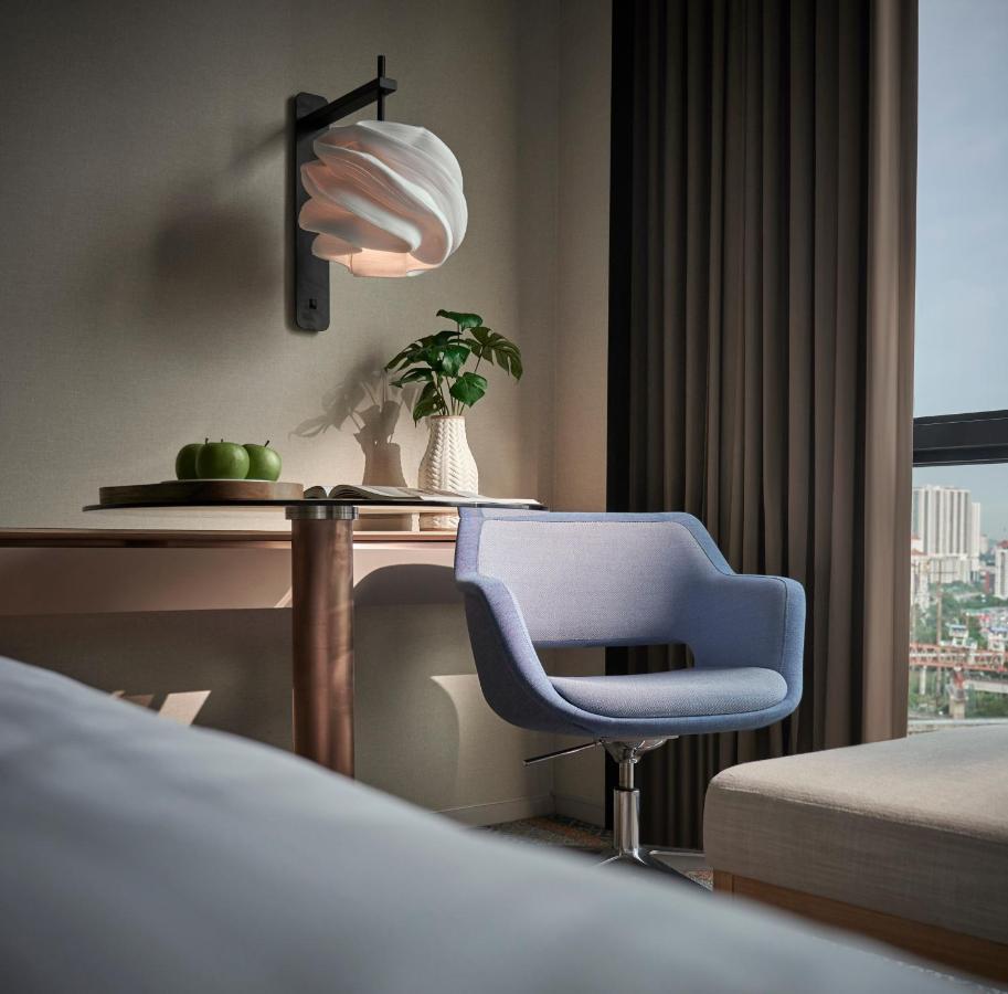 Amari Kuala Lumpur Hotel Buitenkant foto Wall light